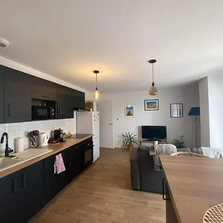 Cosy Avec Parking Apartamento *