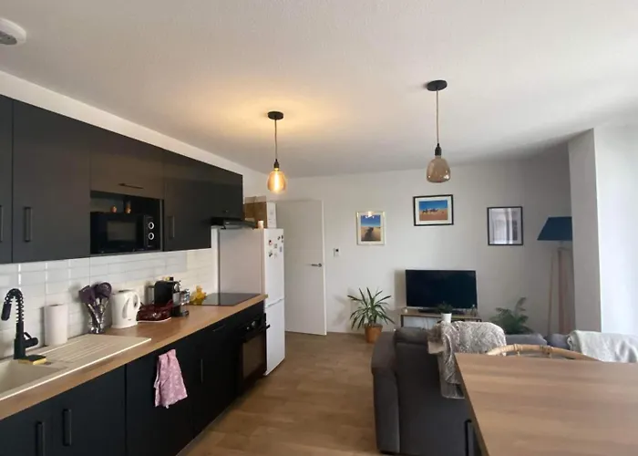 Cosy Avec Parking アパート *